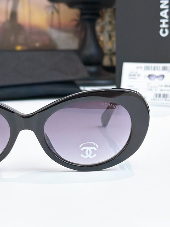 Chanel 9179 Oval Shades • Black/Gold CC • 52□18-140 • Luxury Eyewear main image 9